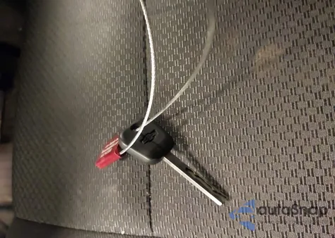 2018 Chevrolet Silverado 1500 2Lt из США, поврежденный, VIN 1GCVKREC0JZ115797